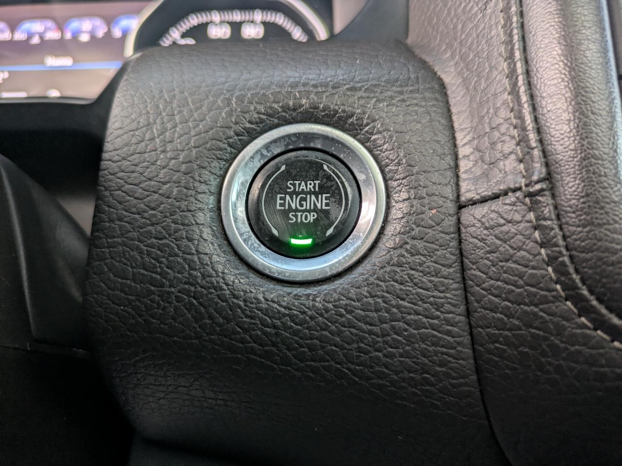 GMC Yukon Denali 2WD 2021