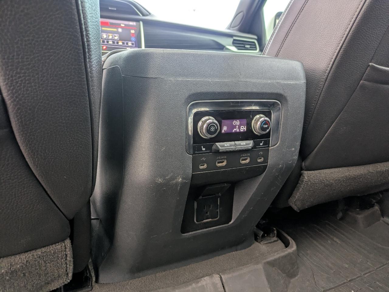 GMC Yukon Denali 2WD 2021