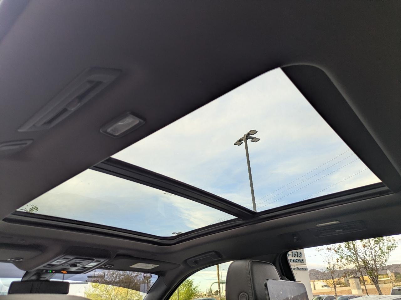 GMC Yukon Denali 2WD 2021