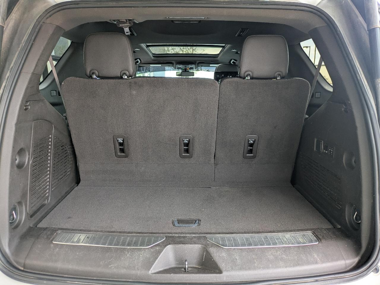 GMC Yukon Denali 2WD 2021