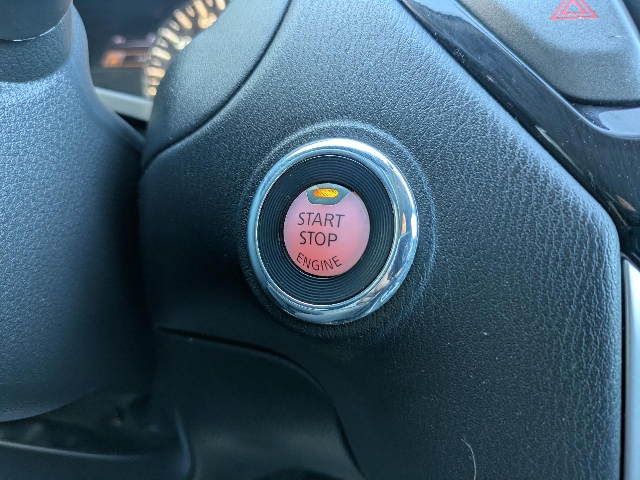 Nissan Pathfinder SV 2017