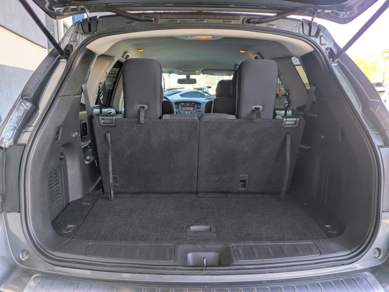 Nissan Pathfinder SV 2017