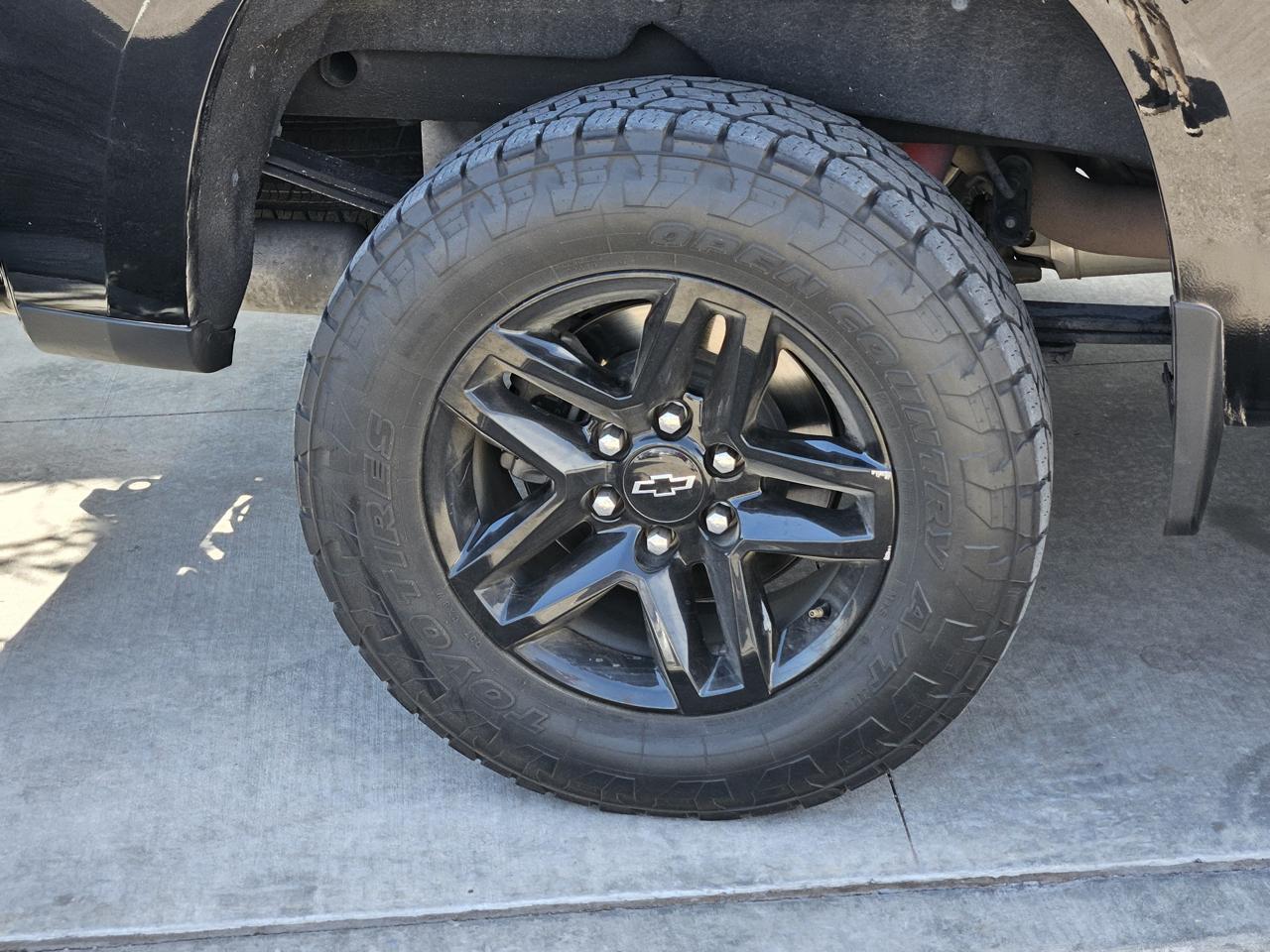 Chevrolet Silverado 1500 LT Trail Boss Crew Cab 4WD 2021