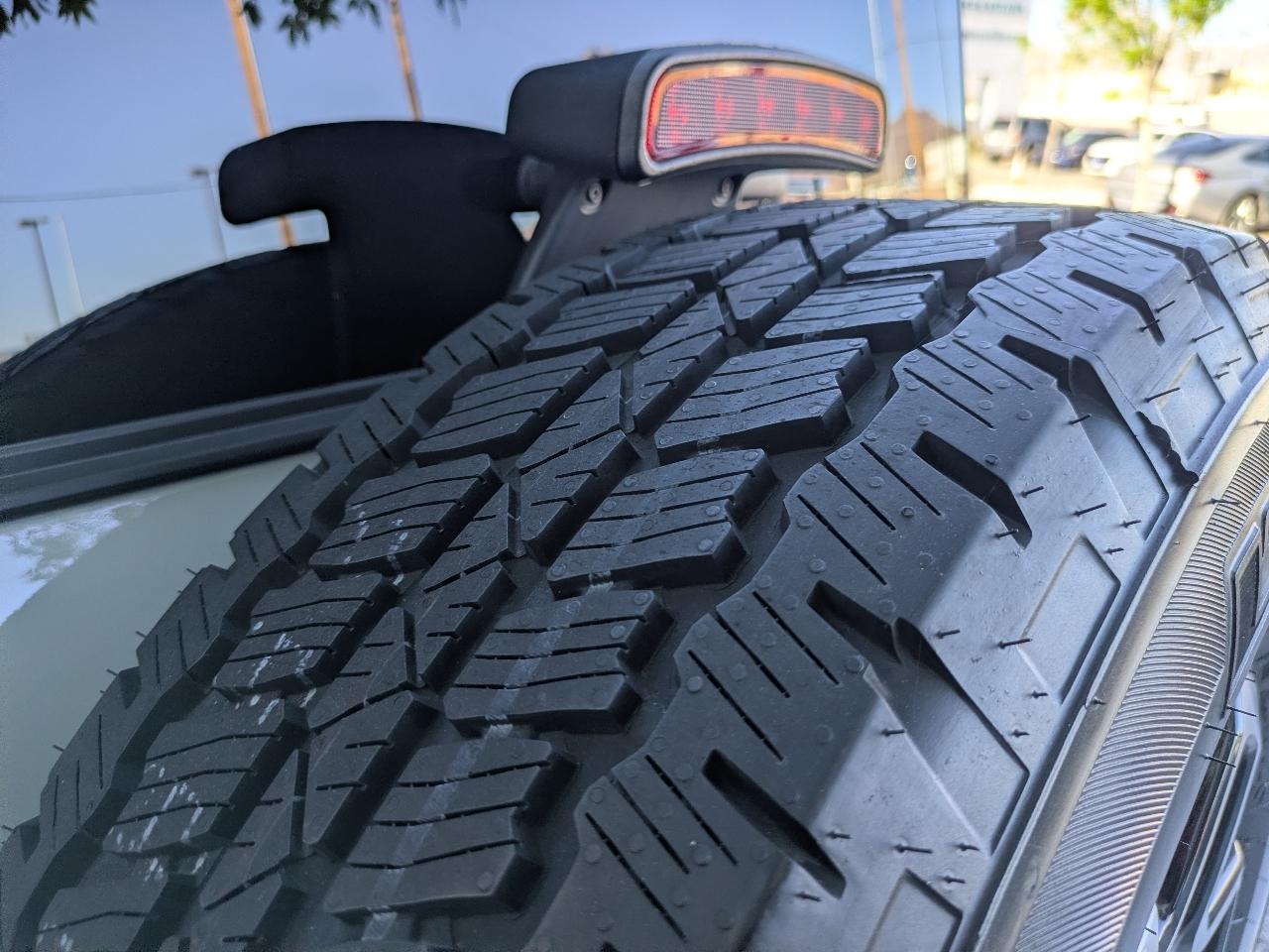 Ford Bronco Outer Banks 4-Door 2024