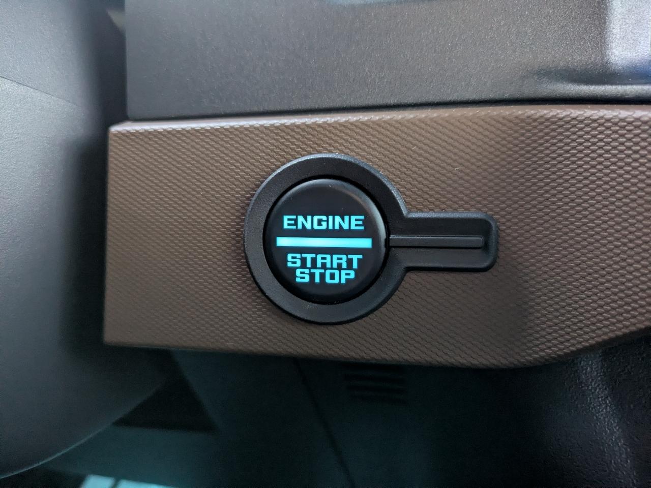 Ford Bronco Outer Banks 4-Door 2024