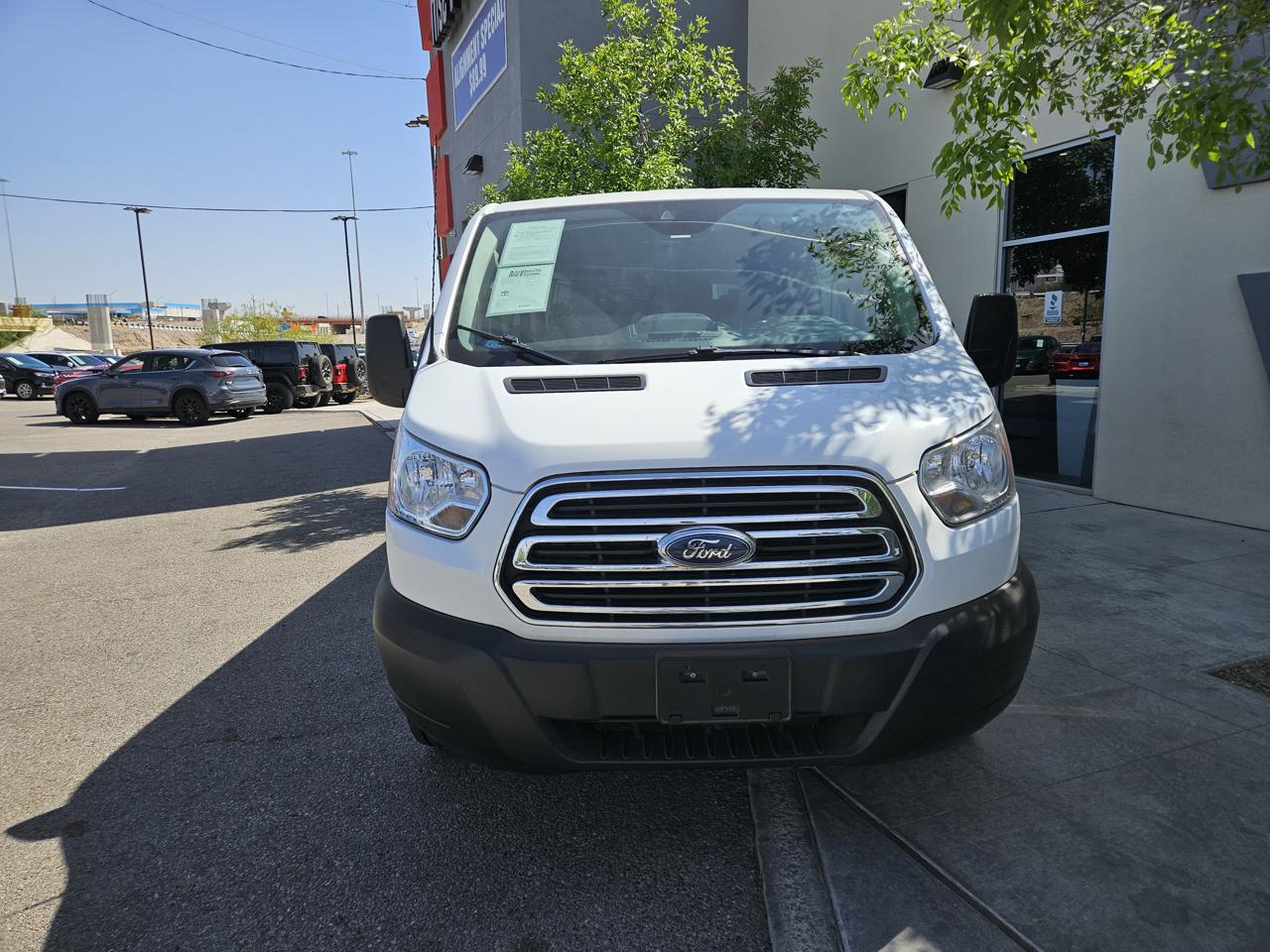 Ford Transit 350 Wagon Low Roof XLT 60/40 Pass. 148-in. WB 2019