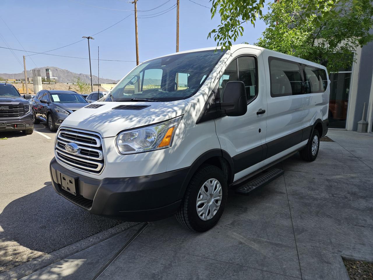 Ford Transit 350 Wagon Low Roof XLT 60/40 Pass. 148-in. WB 2019