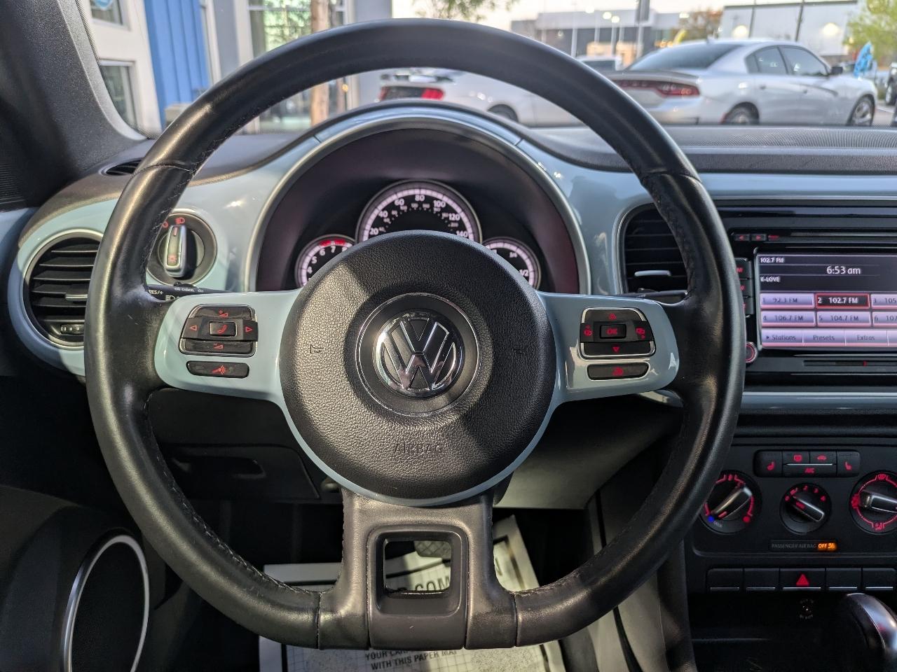 Volkswagen Beetle 1.8T Convertible 2015
