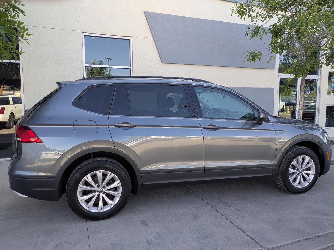 Volkswagen Tiguan S 2020