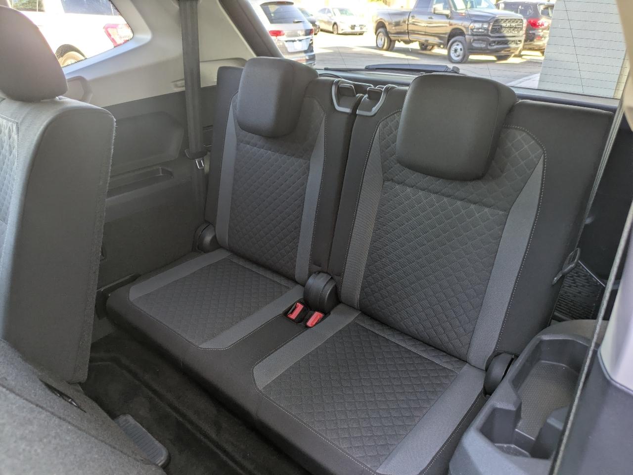 Volkswagen Tiguan S 2020