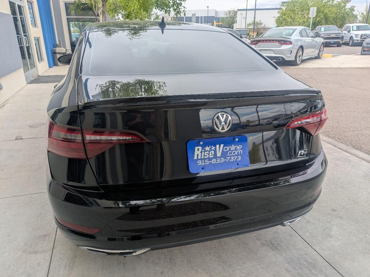 Volkswagen Jetta  2021