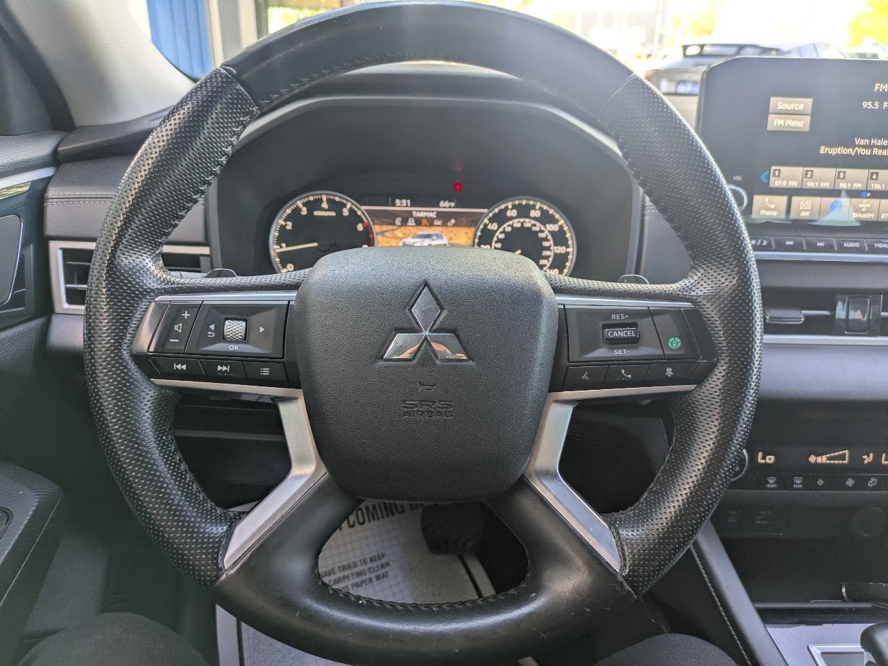 Mitsubishi Outlander SE 2WD 2023