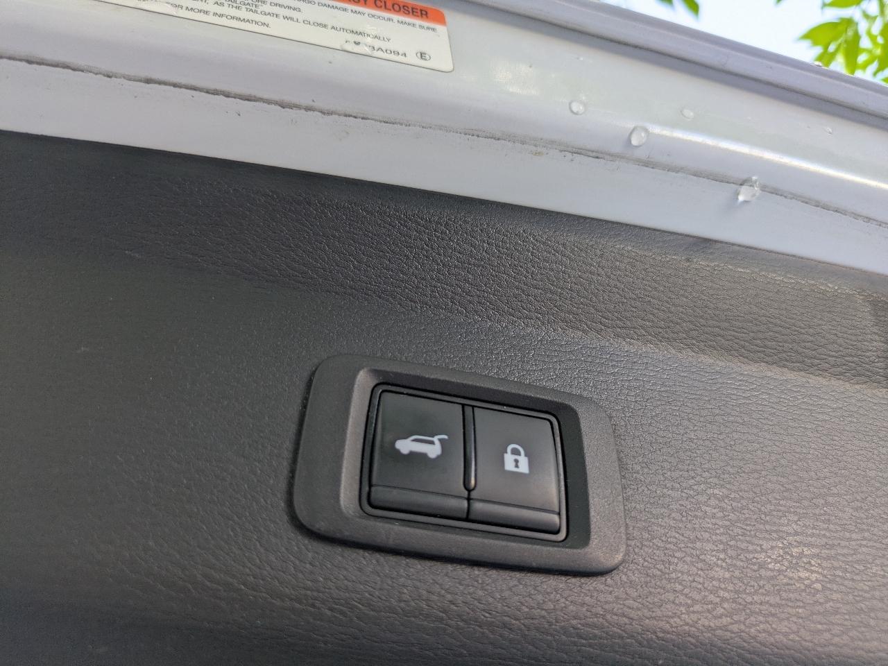 Mitsubishi Outlander SE 2WD 2023