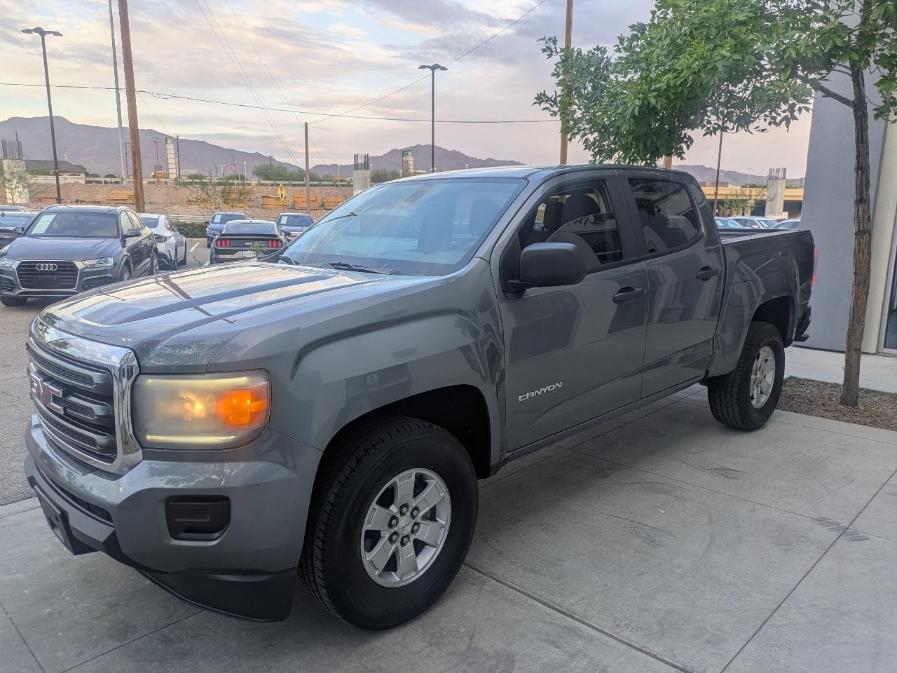 GMC Canyon SLE Crew Cab 2WD 2020