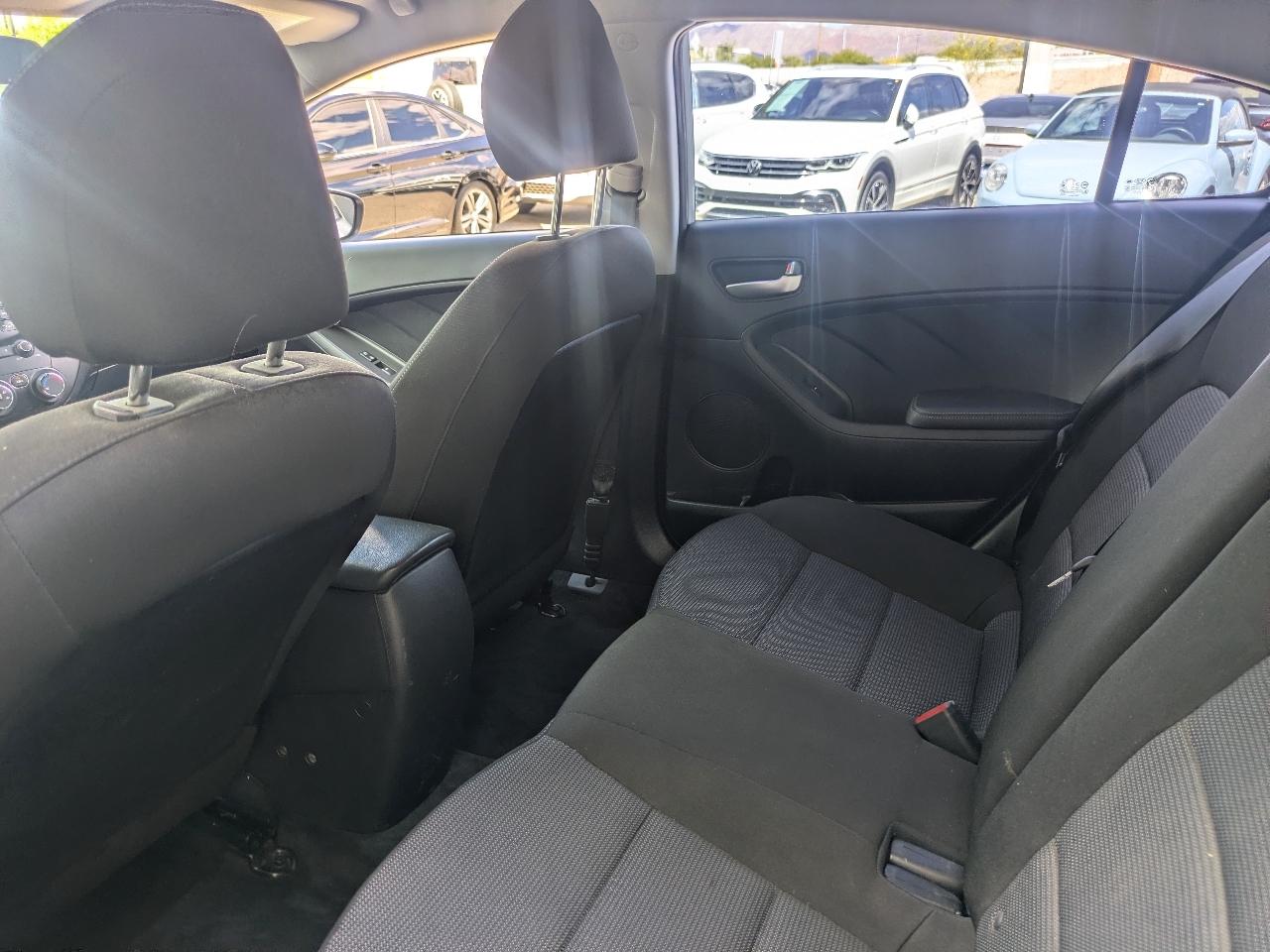 Kia Forte LX 6A 2017