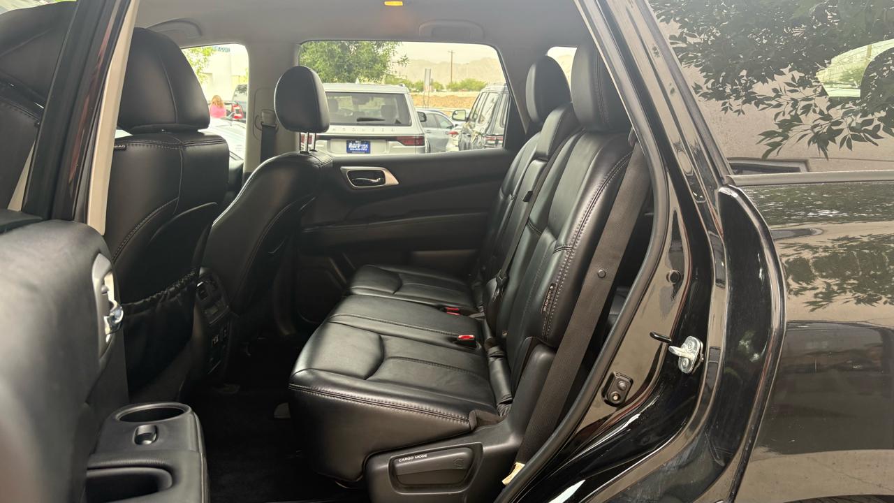 Nissan Pathfinder SL 2WD 2019
