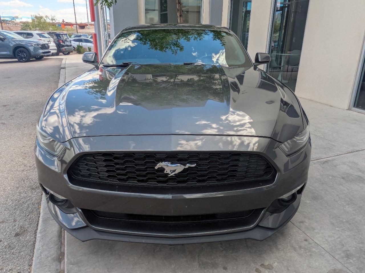 Ford Mustang V6 Coupe 2016