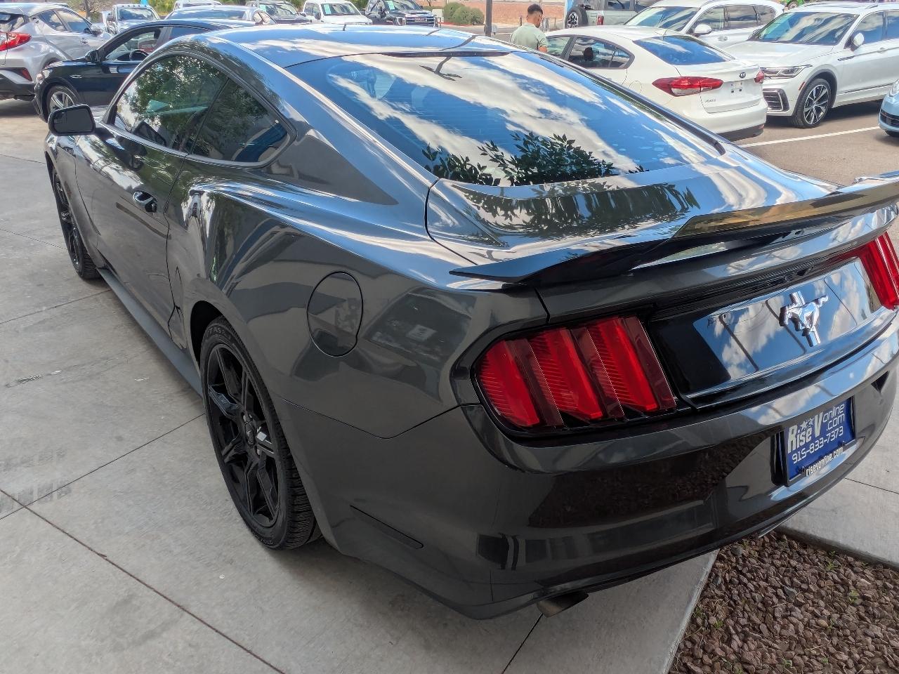 Ford Mustang V6 Coupe 2016