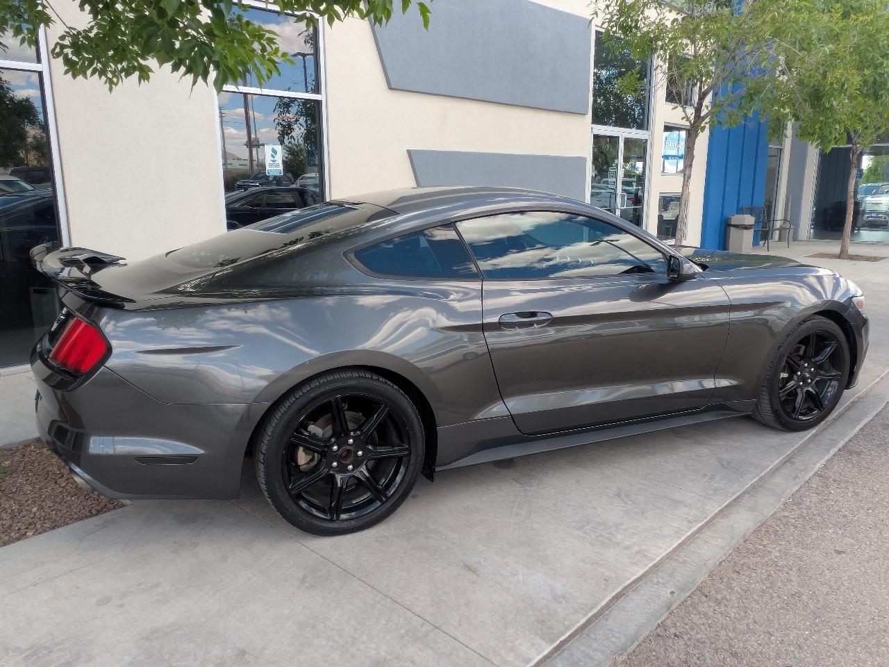 Ford Mustang V6 Coupe 2016