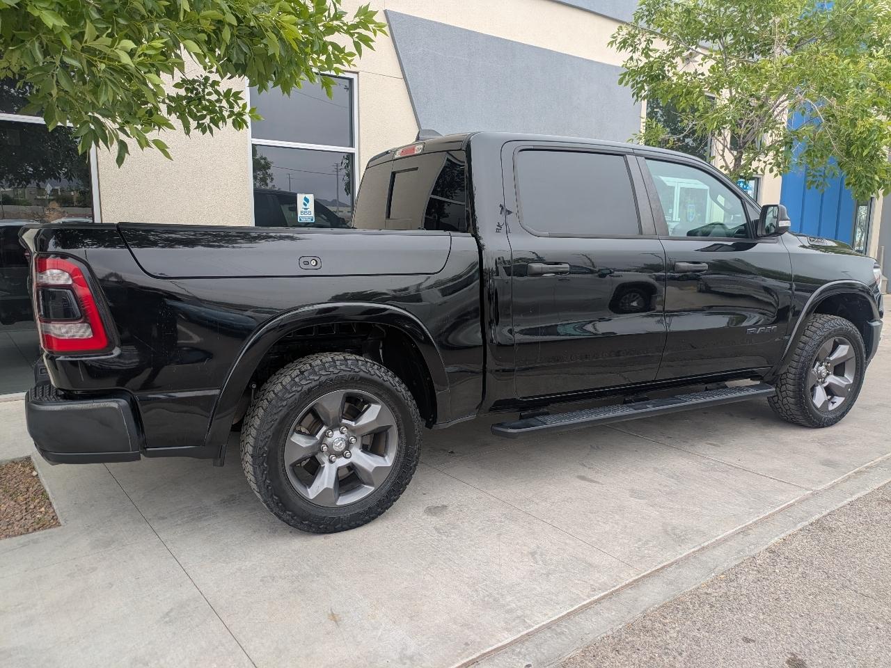 RAM 1500 Big Horn Crew Cab SWB 4WD 2020