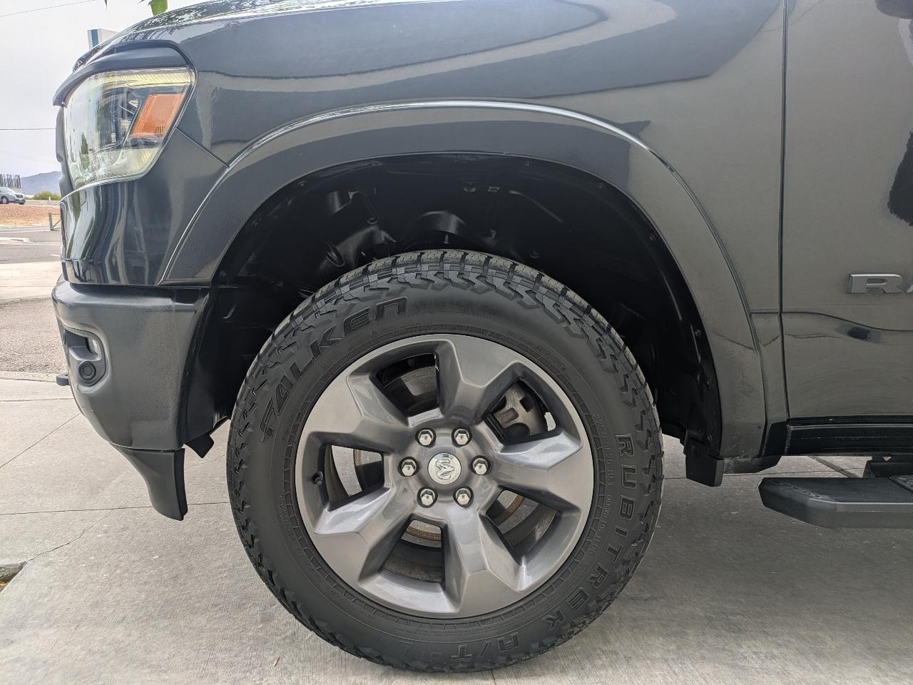 RAM 1500 Big Horn Crew Cab SWB 4WD 2020