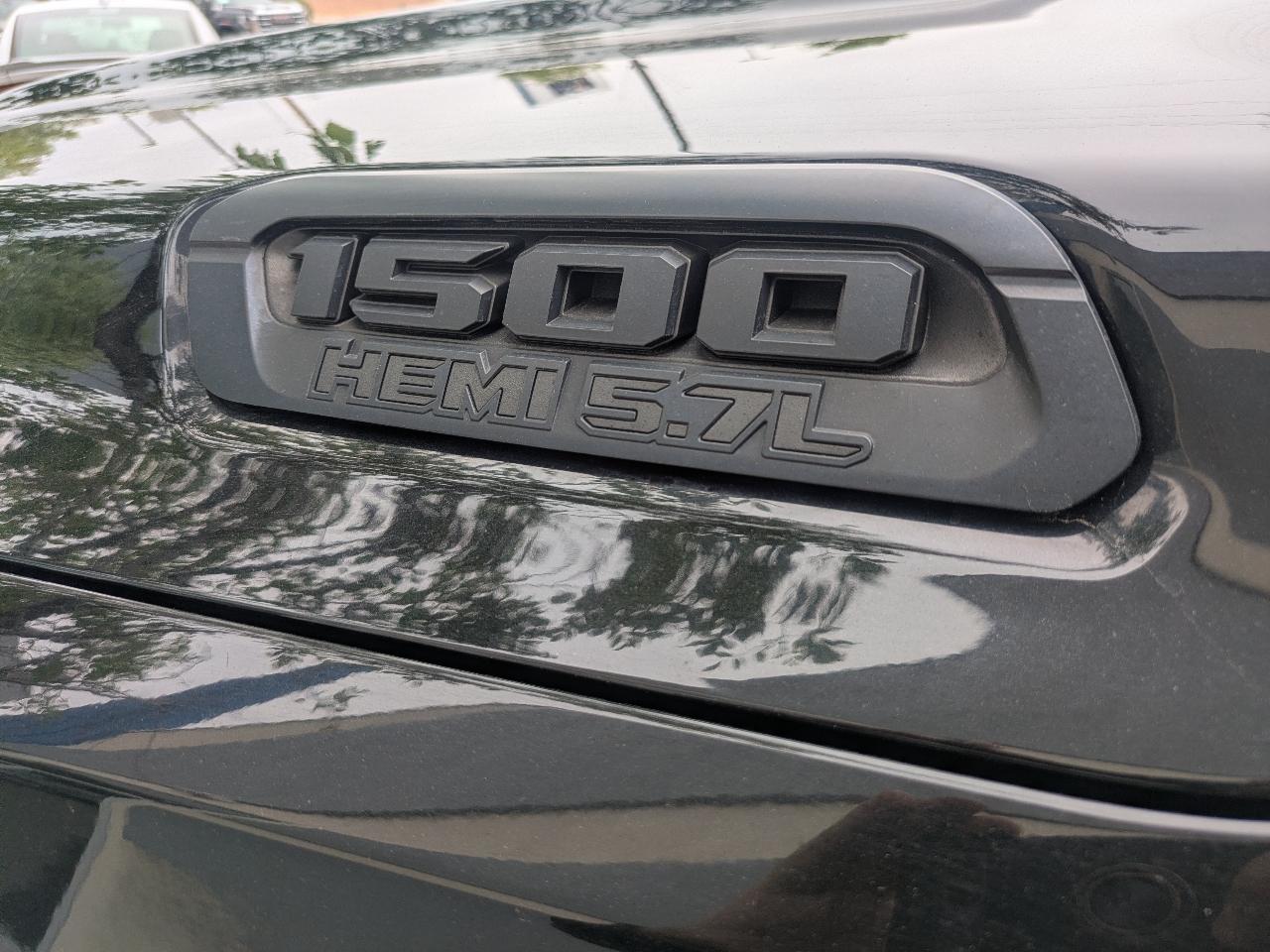 RAM 1500 Big Horn Crew Cab SWB 4WD 2020