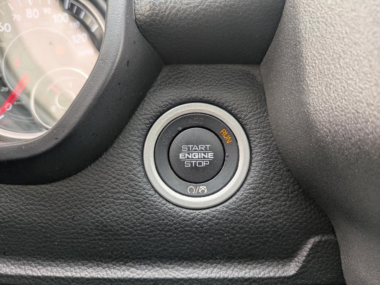 RAM 1500 Big Horn Crew Cab SWB 4WD 2020