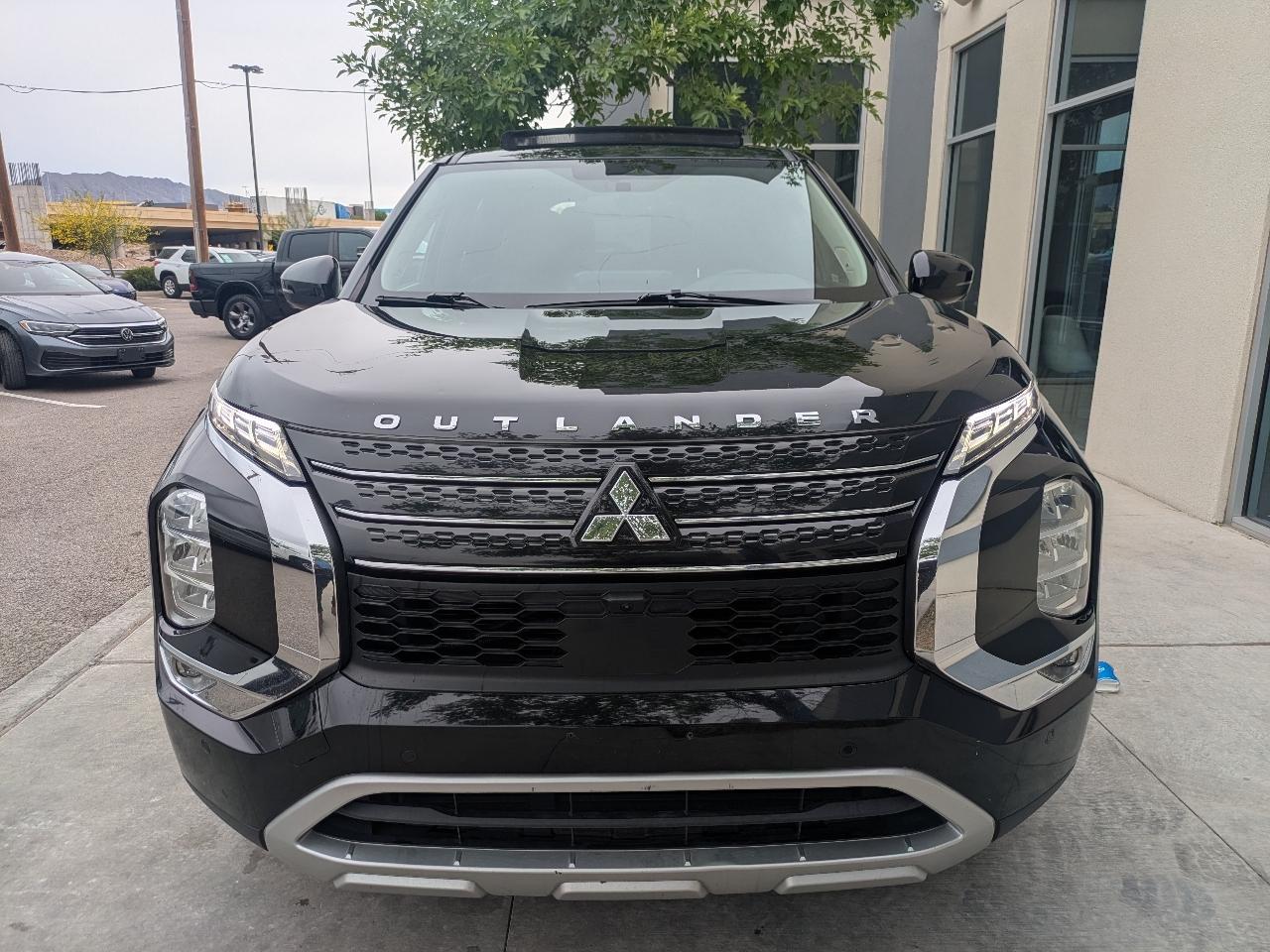 Mitsubishi Outlander SE 2WD 2024