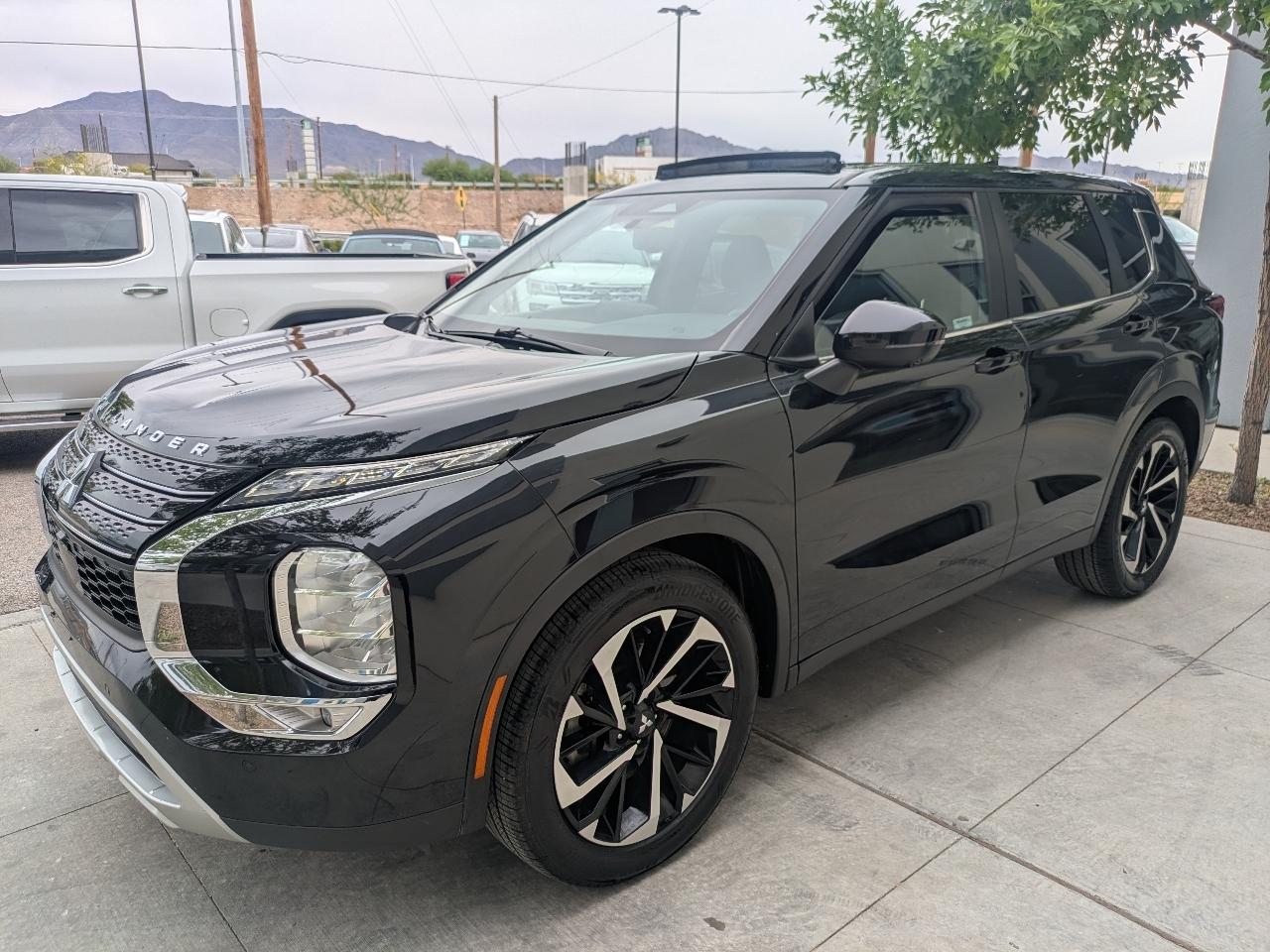 Mitsubishi Outlander SE 2WD 2024