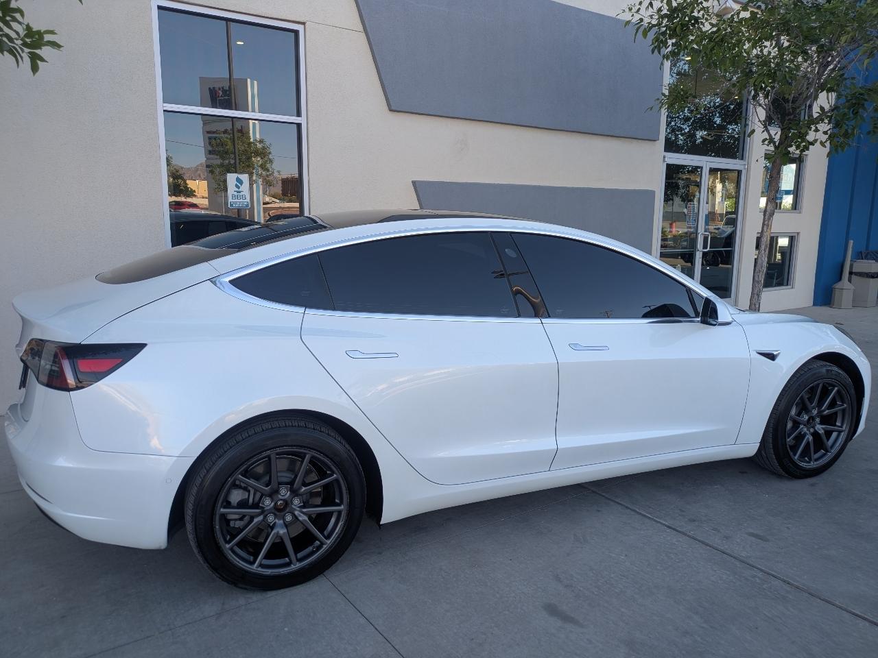 Tesla Model 3 Standard Range Plus RWD 2019