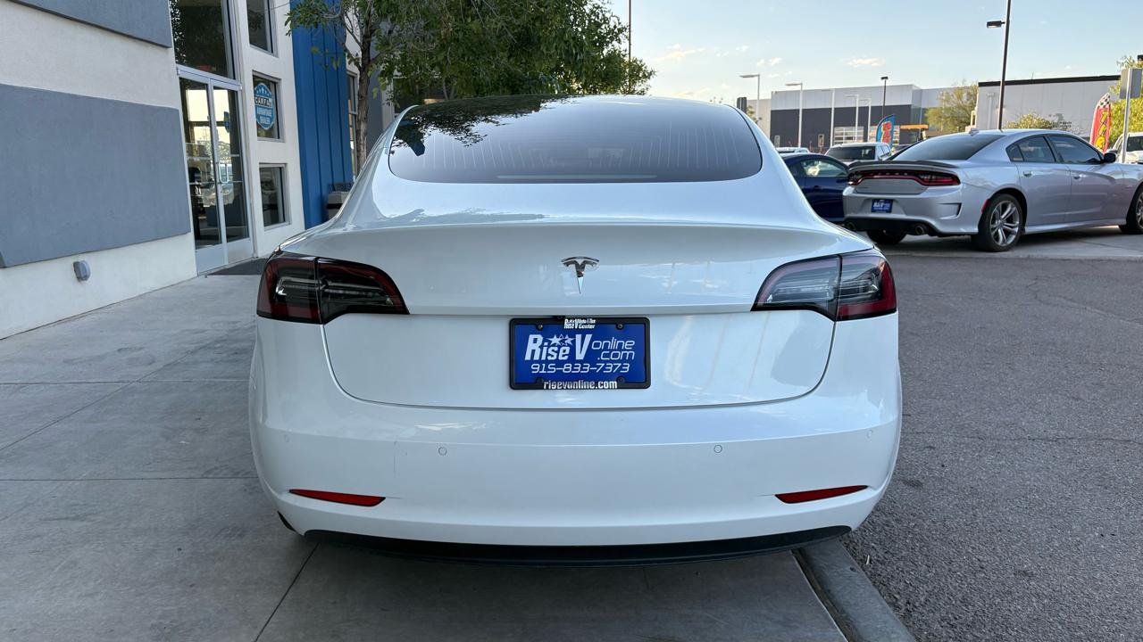 Tesla Model 3  2019