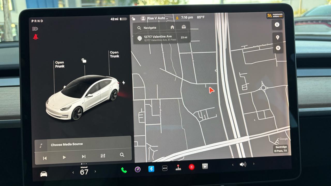 Tesla Model 3  2019