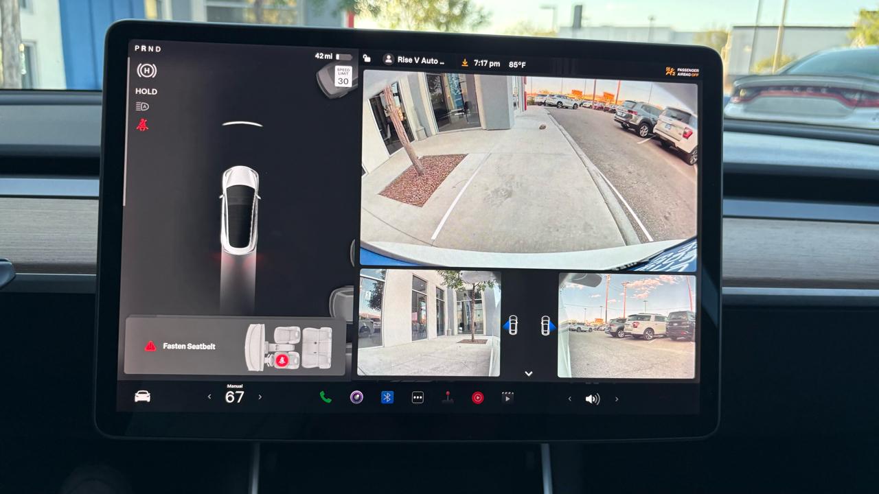 Tesla Model 3  2019