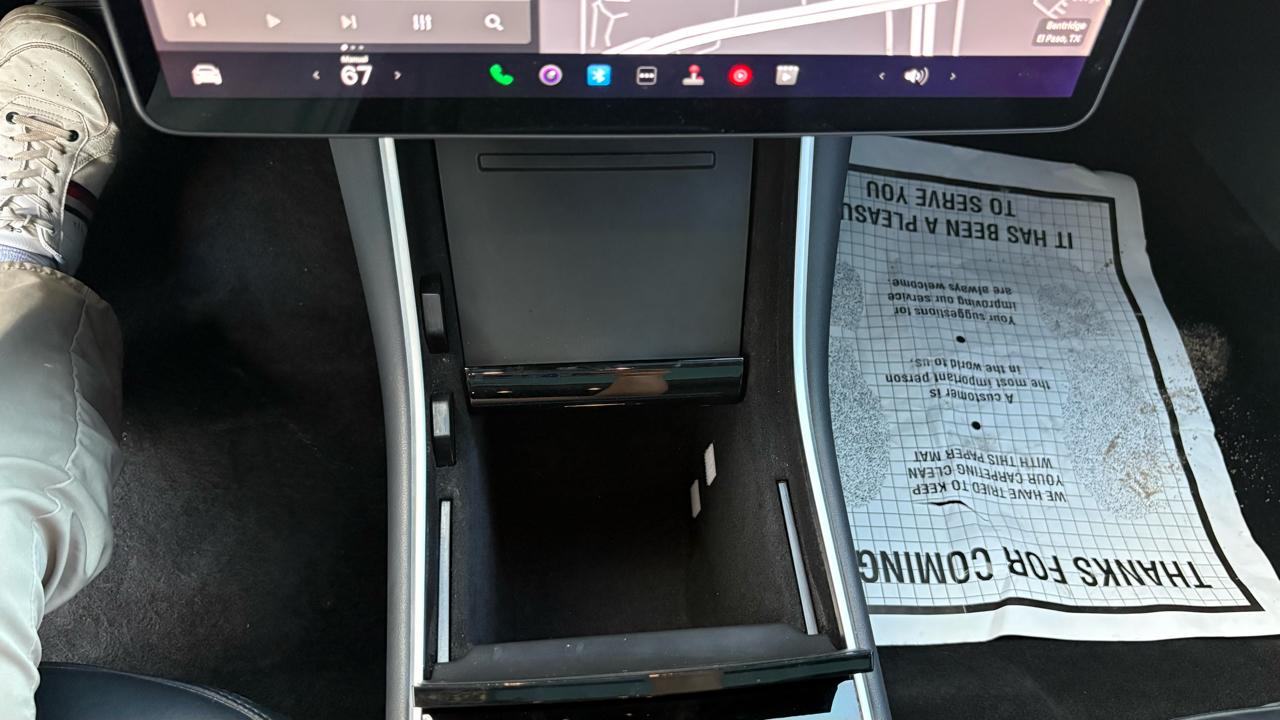 Tesla Model 3  2019