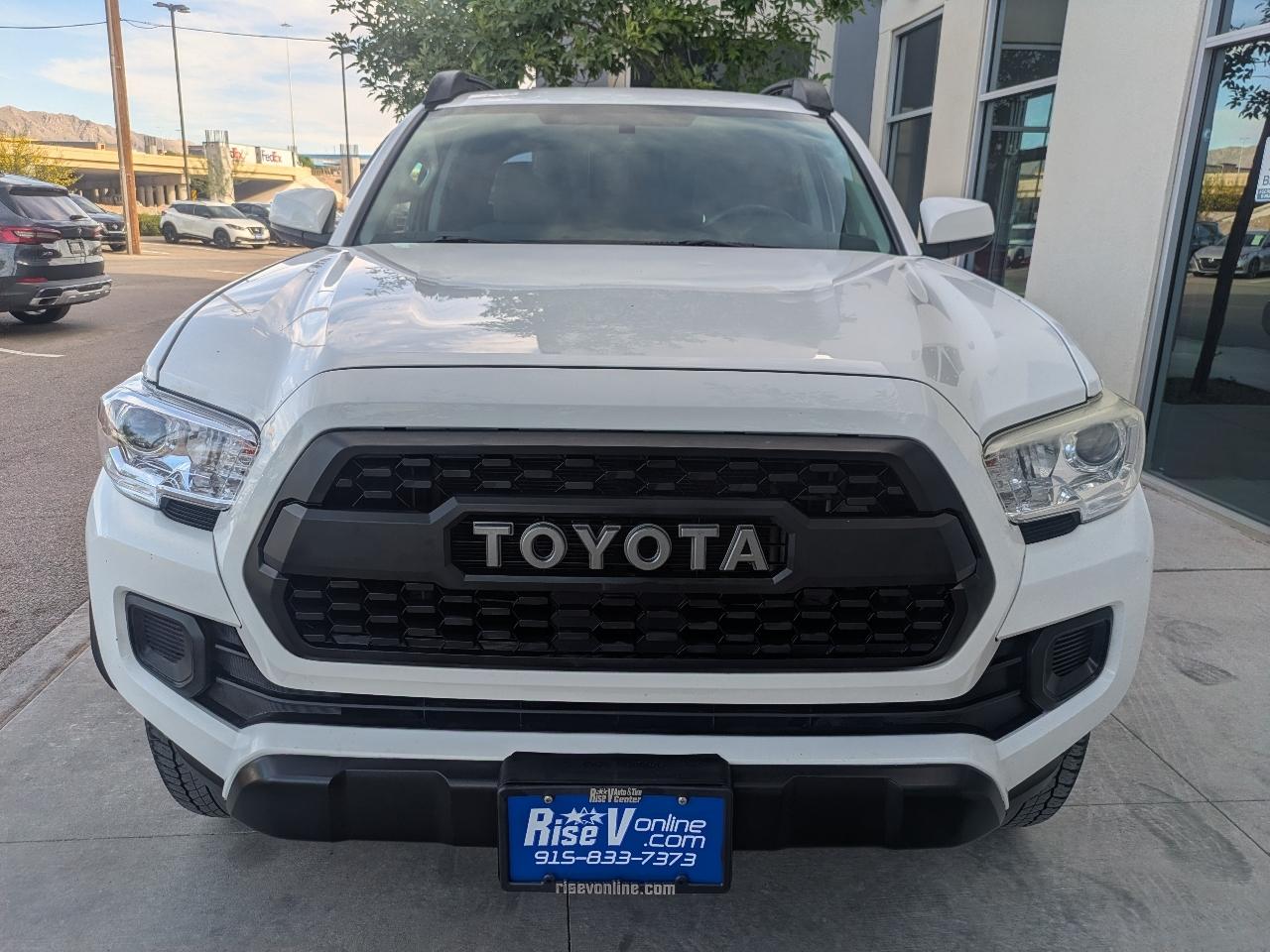 Toyota Tacoma SR5 Double Cab Long Bed I4 6AT 2WD 2017