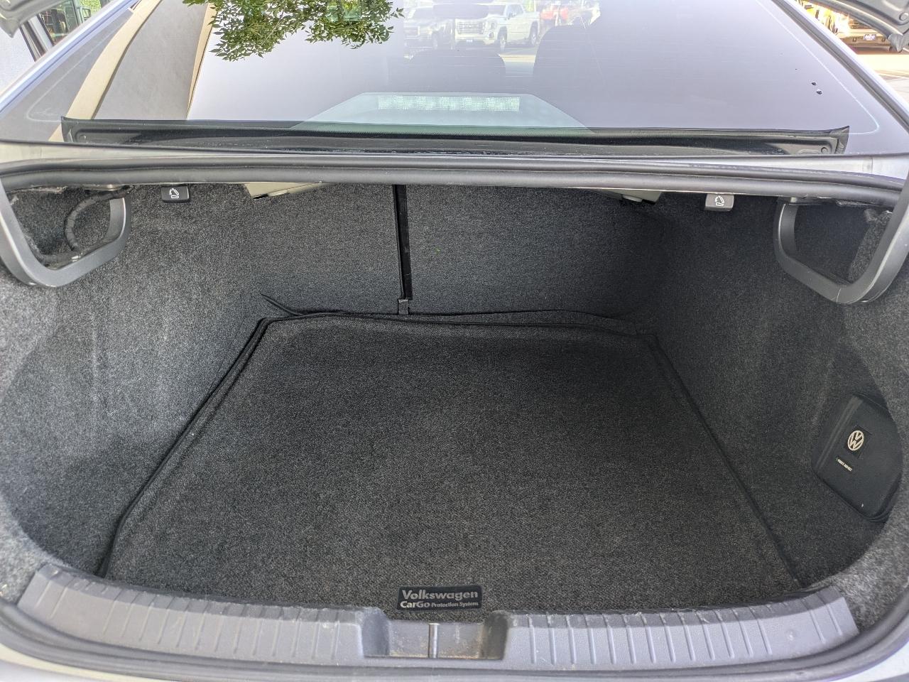 Volkswagen Jetta GLI Autobahn 4D Sedan 2019