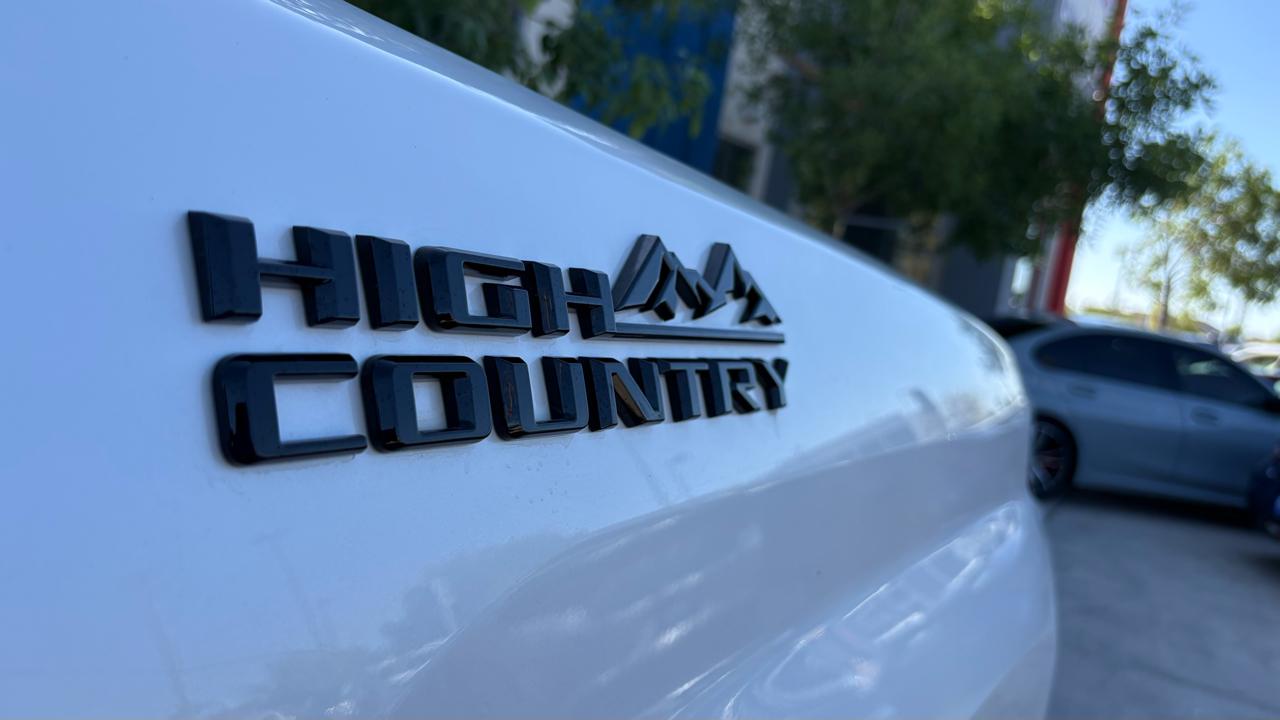 Chevrolet Silverado 2500HD High Country Crew Cab Short Box 4WD 2024