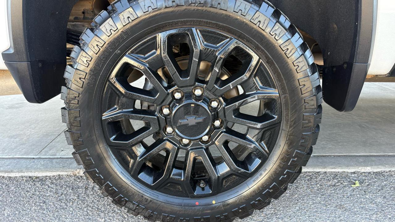 Chevrolet Silverado 2500HD High Country Crew Cab Short Box 4WD 2024
