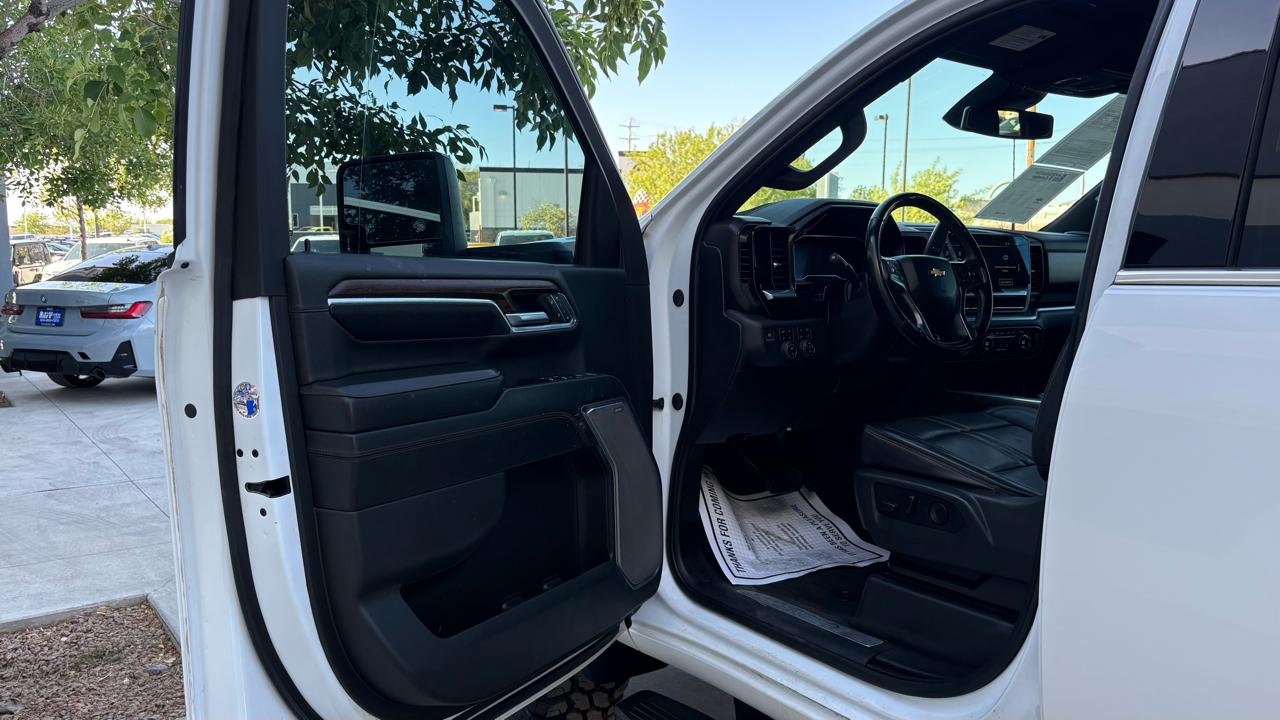 Chevrolet Silverado 2500HD High Country Crew Cab Short Box 4WD 2024