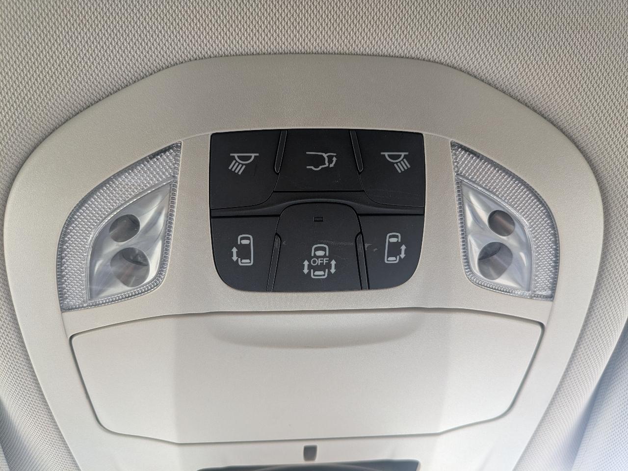 Chrysler Voyager LX 2022