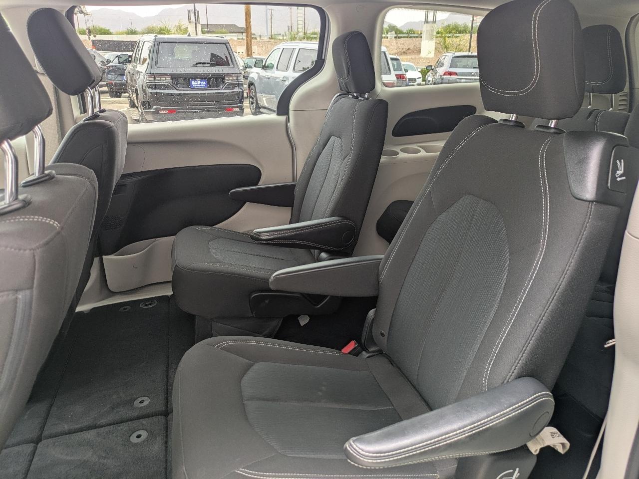 Chrysler Voyager LX 2022