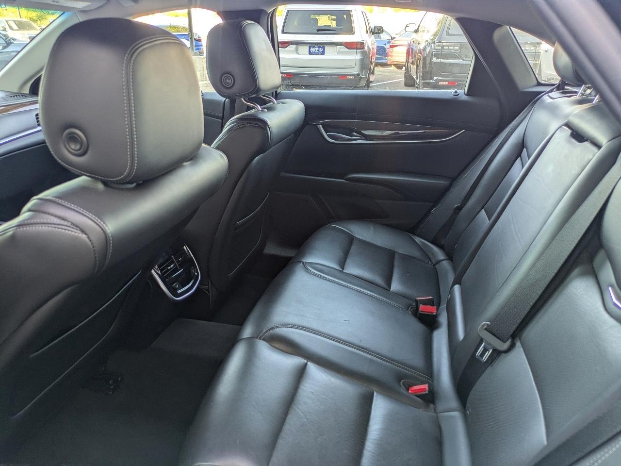 Cadillac XTS Luxury FWD 2017