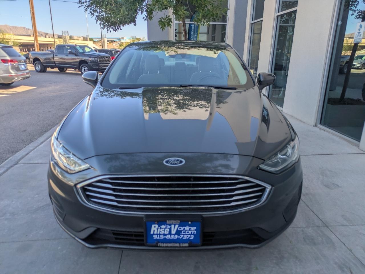 Ford Fusion Hybrid SE 2020