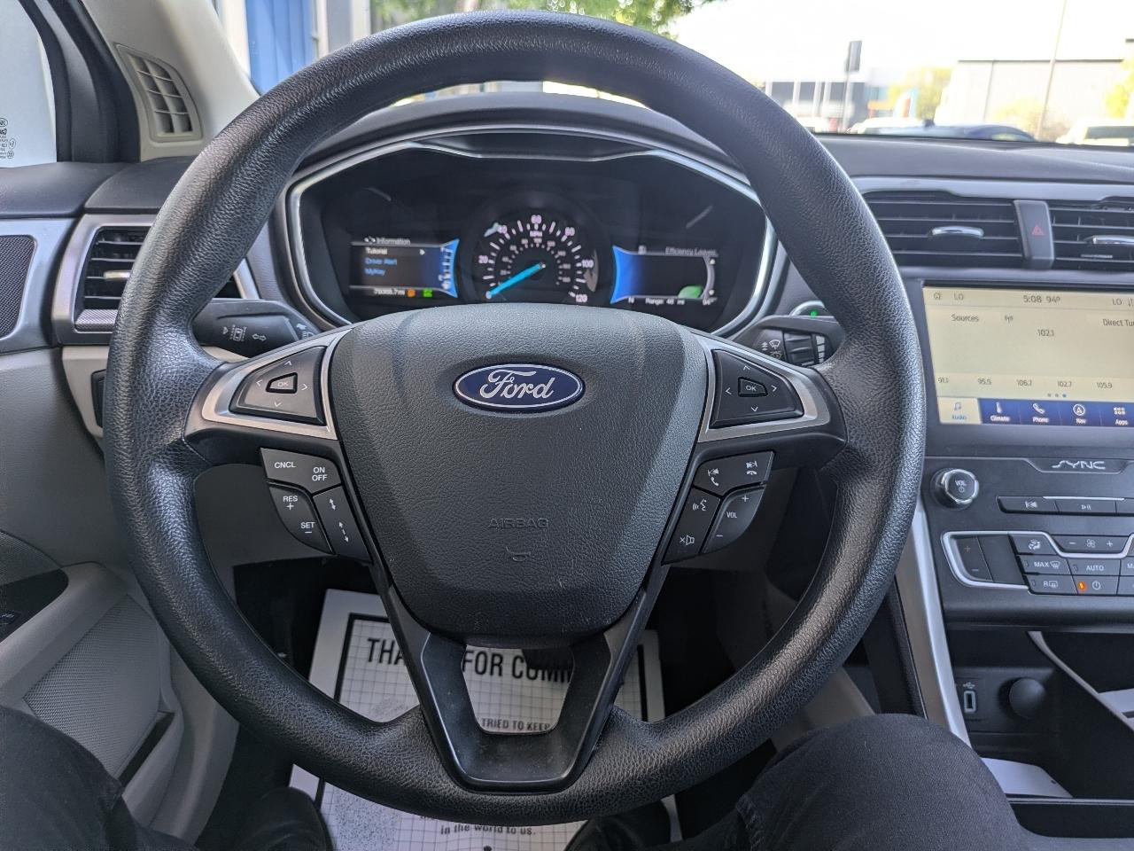 Ford Fusion Hybrid SE 2020