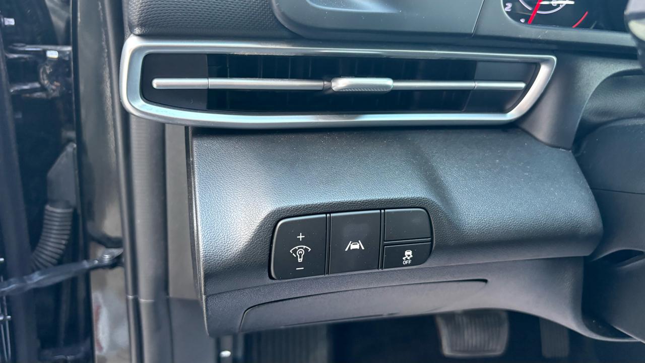 Hyundai Elantra SEL 2023