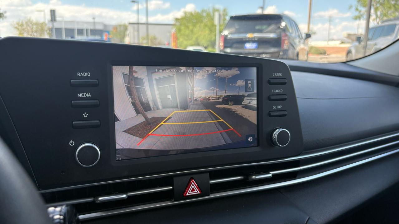 Hyundai Elantra SEL 2023