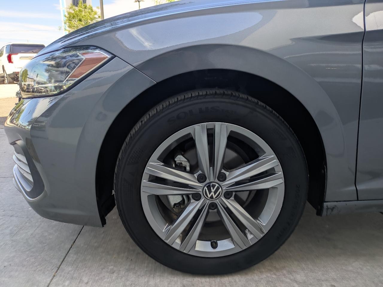 Volkswagen Jetta SE 2024