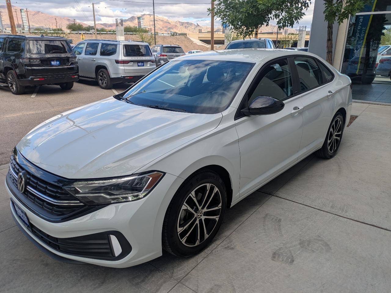 Volkswagen Jetta Sport 2023