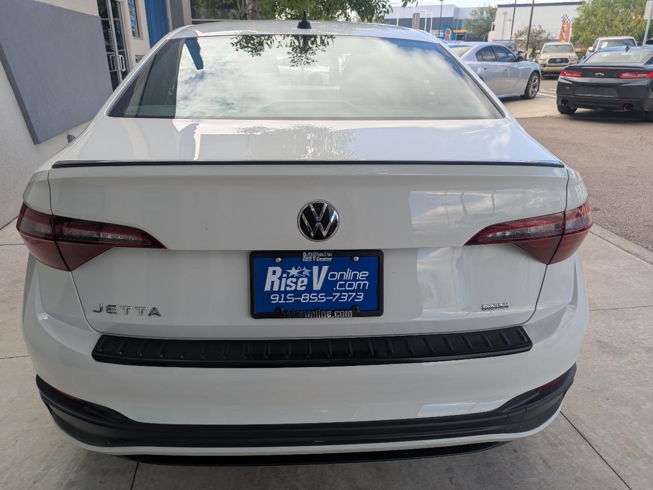 Volkswagen Jetta Sport 2023
