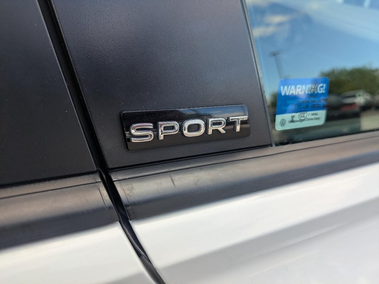 Volkswagen Jetta Sport 2023